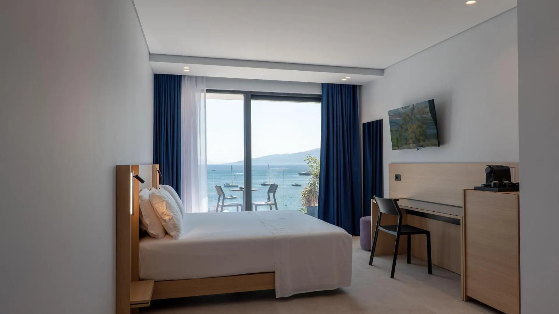 Victoria Boutique Hotel Sarande 3*,