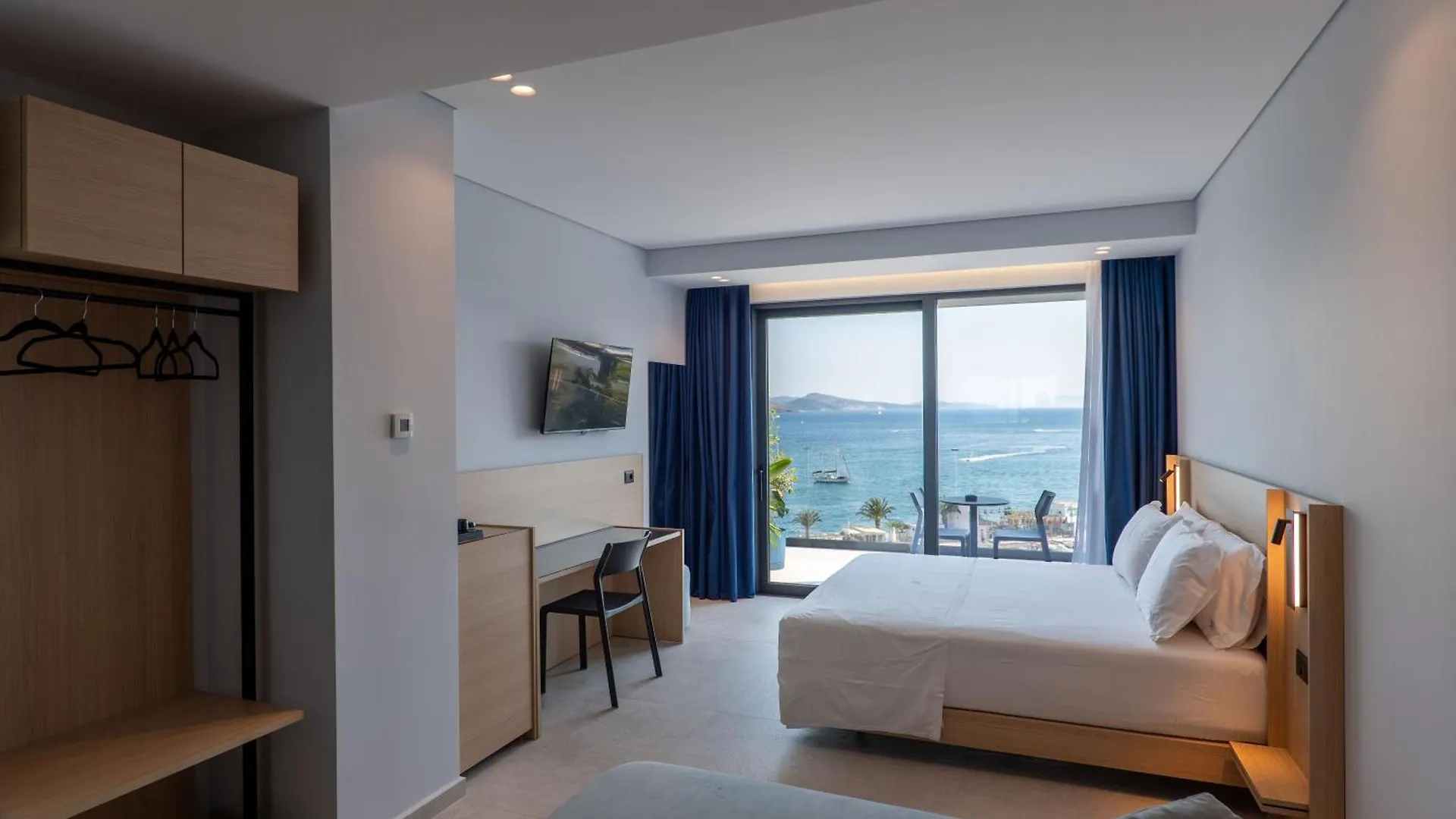 Victoria Boutique Hotel Sarande 3*,  Albania
